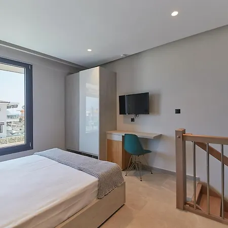 Albatros Luxury Апартамент *