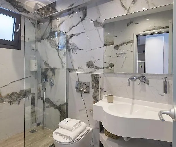 Albatros Luxury 公寓 *